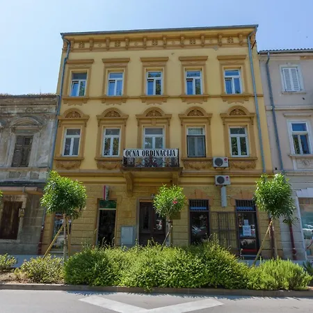 Mia I Renato Apartmán *